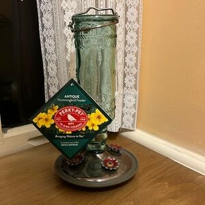 Antique style Hummingbird Feeder